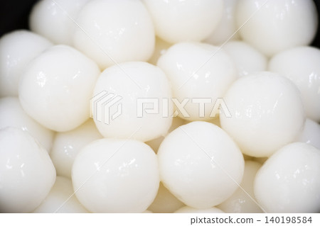 White ball White ball 140198584
