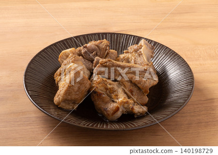 Braised pork spare ribs Braised pork spare ribs 140198729