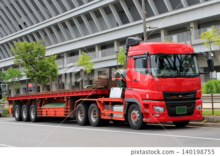 Trailer truck image 140198755