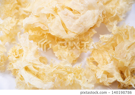 White chicken 140198786