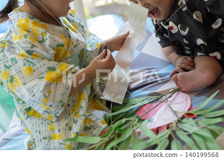 孩子們享受七夕 孩子們享受七夕 140199568