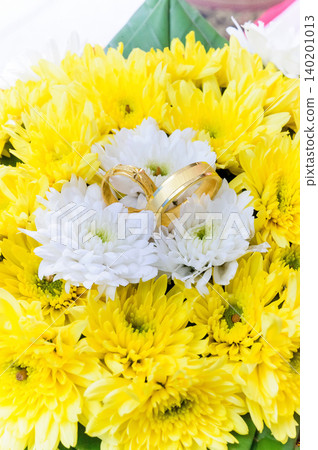 wedding rings on flowers wedding rings on flowers 140201013