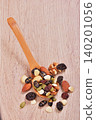 mixed nuts   140201056