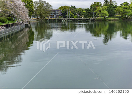 Sakazu Park, Takahashi River East-West Waterway, Water Distribution Reservoir, Kurashiki City, Okayama Prefecture 140202100