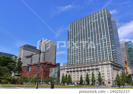 High-rise buildings in the city center (around the Meiji Life Insurance Building in front of the Imperial Palace) High-rise buildings in the city center (around the Meiji Life Insurance Building in front of the Imperial Palace) 140202237