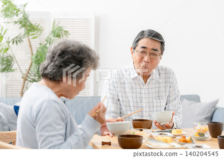 Senior couple Senior couple 140204545