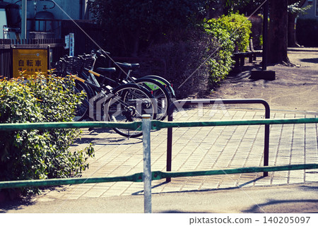 公園入口 公園入口 140205097
