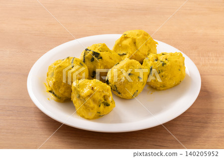 Pumpkin croquette filling (before coating) 140205952