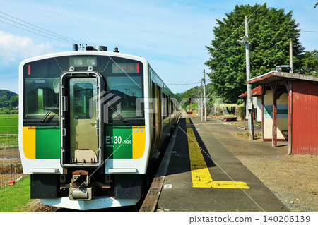 千葉縣,久留裡線,平山站及列車 千葉縣,久留裡線,平山站及列車 140206139