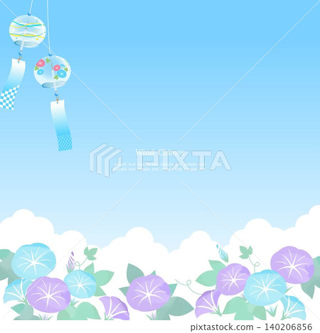 清爽的夏日藍天,紫色的牽牛花和風鈴在藍色背景上搖曳(方形)。 清爽的夏日藍天,紫色的牽牛花和風鈴在藍色背景上搖曳(方形)。 140206856