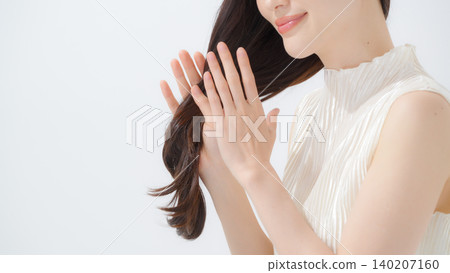 Women's hair care Women's hair care 140207160