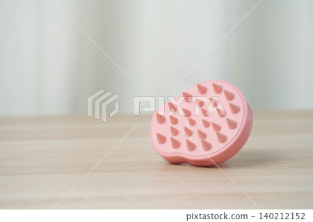 Pink Silicone Scalp Massager Brush For Shampooing, Massage and Gentle Hair Care 140212152