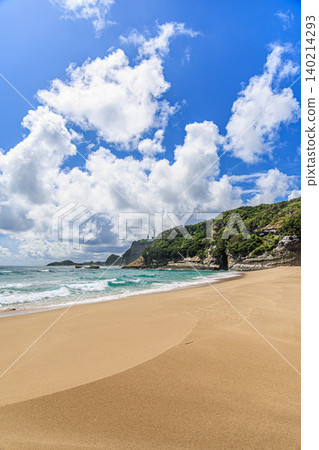 The Tanegashima Lighthouse surf spot boasts emerald blue waters and white sandy beaches. The Tanegashima Lighthouse surf spot boasts emerald blue waters and white sandy beaches. 140214293
