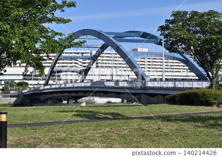 An arched bridge in the park An arched bridge in the park 140214426