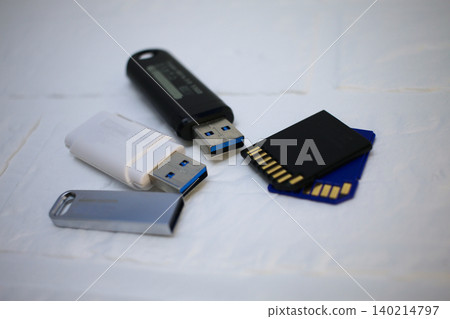 SD card and USB memory 140214797