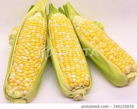 Summer vegetables: corn Summer vegetables: corn 140220838