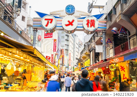 Tokyo's crowded Ueno Ameyoko market Tokyo's crowded Ueno Ameyoko market 140221920
