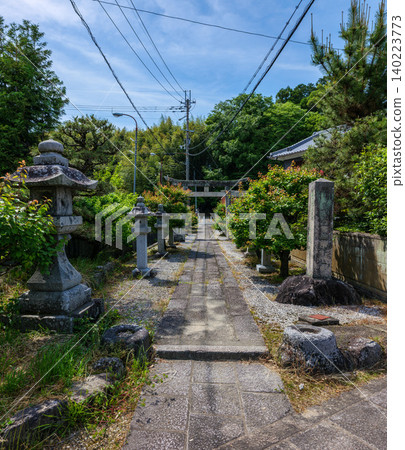 位於以藥材聞名的高取町的土佐路;通往高見結神社的路;2026年5月11日 位於以藥材聞名的高取町的土佐路;通往高見結神社的路;2026年5月11日 140223773