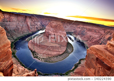 Horseshoe Bend - A Grand Cycle 140224390