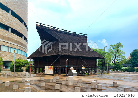 【大阪】中央區的夏天:雨後的鳳圓坂遺跡 【大阪】中央區的夏天:雨後的鳳圓坂遺跡 140224616