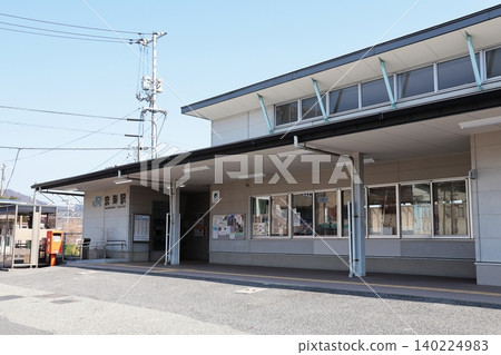 JR Kure Line, Tadami Station (Takehara City, Hiroshima Prefecture) JR Kure Line, Tadami Station (Takehara City, Hiroshima Prefecture) 140224983