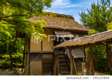 Kodaiji Temple's blessings: Good fortune, career advancement, health and longevity, protection from disaster and misfortune, success in love, matchmaking, marital harmony. 140225869