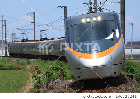 [JR Shikoku] 8000 series Limited Express "Ishizuchi/Shiokaze" (Yosan Line: Tamanoe Station) 140229241