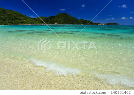 Summer in Okinawa: Beautiful Sea Summer in Okinawa: Beautiful Sea 140231462
