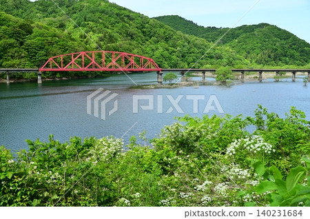 金州湖已達滿水位。 金州湖已達滿水位。 140231684