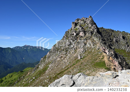 攀登燒岳,北阿爾卑斯山脈,長野縣 攀登燒岳,北阿爾卑斯山脈,長野縣 140233238