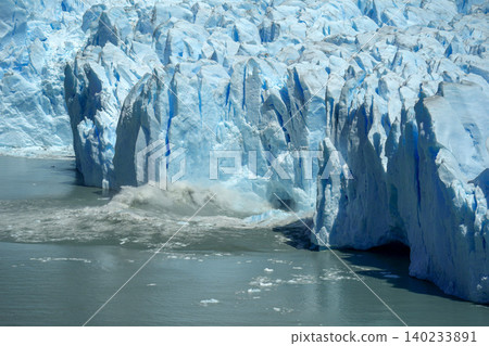 ice melting and falling perito moreno glacier argentina view ice melting and falling perito moreno glacier argentina view 140233891