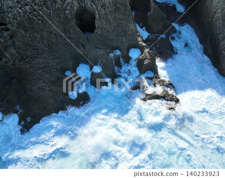 [Aerial view] Wave-eroded potholes at Hiranezaki, Sado Island 140233923