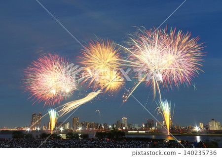足立煙火：2026（荒川河岸：東京都足立區） 140235736
