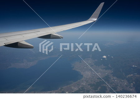 從飛機舷窗看到的琵琶湖 140236674