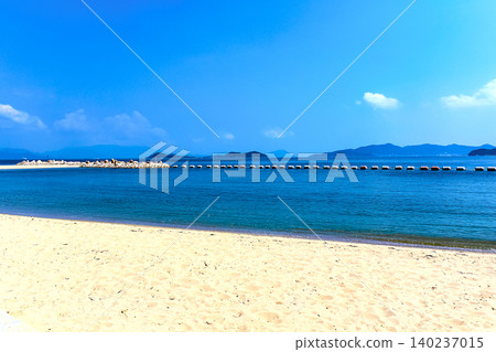 【香川】女木島的夏天:充滿活力的女木島海岸 【香川】女木島的夏天:充滿活力的女木島海岸 140237015
