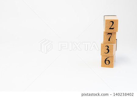 用木塊拼成的四位數 用木塊拼成的四位數 140238402