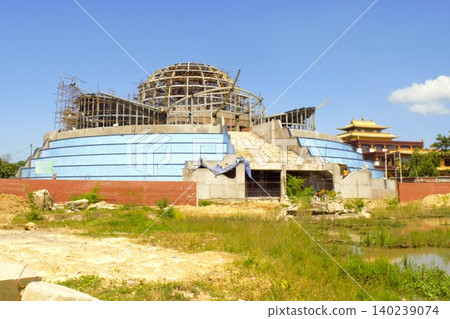 藍毘尼國際寺廟區正在興建中的俄羅斯寺廟 藍毘尼國際寺廟區正在興建中的俄羅斯寺廟 140239074