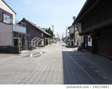 Hamamatsu City, the street in front of Koshinji Temple, April Hamamatsu City, the street in front of Koshinji Temple, April 140239861