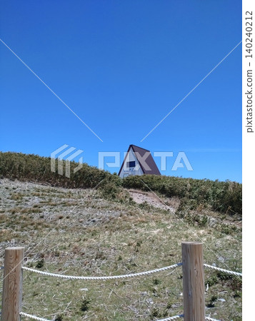 Hyonoyama summit evacuation shelter 140240212