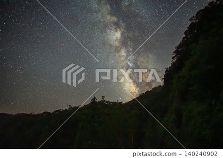 屋久島的銀河星空景觀，神靈居住之地（夏季） 140240902