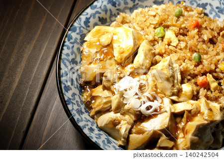 麻婆豆腐炒飯 麻婆豆腐炒飯 140242504