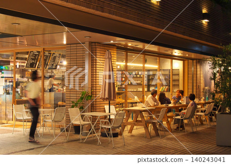 Luxury apartments in Hiroo at dusk: Urban landscape (June 2026) Luxury apartments in Hiroo at dusk: Urban landscape (June 2026) 140243041