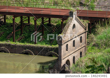 Kagoshima Prefecture / The beauty of fresh greenery and the ruins of the Sogi Power Plant, like something out of a movie. Kagoshima Prefecture / The beauty of fresh greenery and the ruins of the Sogi Power Plant, like something out of a movie. 140243491