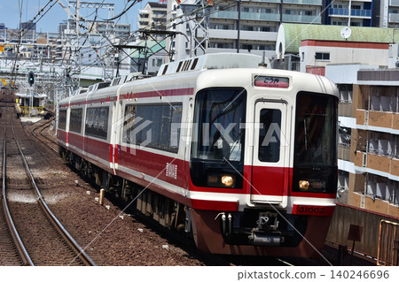 Nankai Koya Line Limited Express Koya 31000 series arriving at Shin-Imamiya Nankai Koya Line Limited Express Koya 31000 series arriving at Shin-Imamiya 140246696