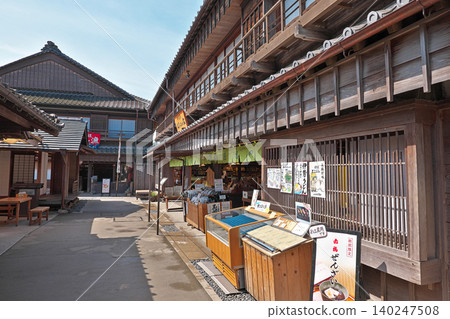 [Ise Naikumae Thanksgiving Street] Uji Nakanogiri Town, Ise City, Mie Prefecture 140247508