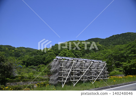 Branch frame, flow-through salt field, salt field, salt, salt making, Ako City, clear weather, craft, traditional, technique, culture Branch frame, flow-through salt field, salt field, salt, salt making, Ako City, clear weather, craft, traditional, technique, culture 140248046