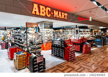 東京都調布市兒島町 ABC-MART 調布 Parco 店 140248465