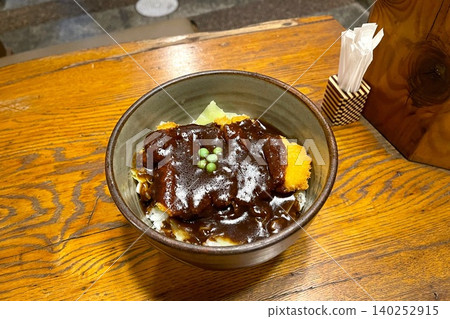 [Okayama Specialty] Demi-glace pork cutlet rice bowl from the long-established restaurant "Katsudon Nomura" 140252915