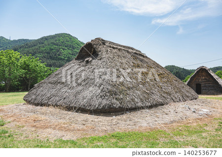 平安時代復原的半地穴居所 平安時代復原的半地穴居所 140253677