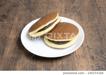 Dorayaki on a white plate 140254166